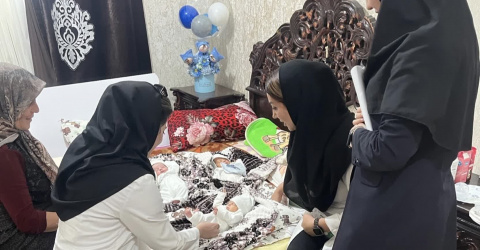 حمایت همه‌جانبه تیم سلامت دولت آباد(نمین) از مادران سه قلوها: ایمن‌سازی، نمونه‌برداری تخصصی و مراقبت‌های پس از زایمان