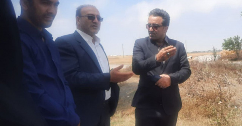 تأکید بر اقدامات بین‌بخشی برای پیشگیری از استقرار پشه آئدس؛ بازدید میدانی مدیر شبکه بهداشت و درمان شهرستان نمین و بخشدار ویلکیج از روستای قره‌چناق
